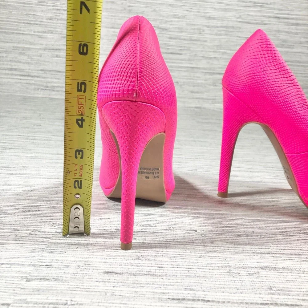Womens size 6.5 Pump Stiletto - Picture 2 of 12